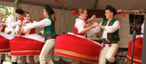 Polish festival dancers