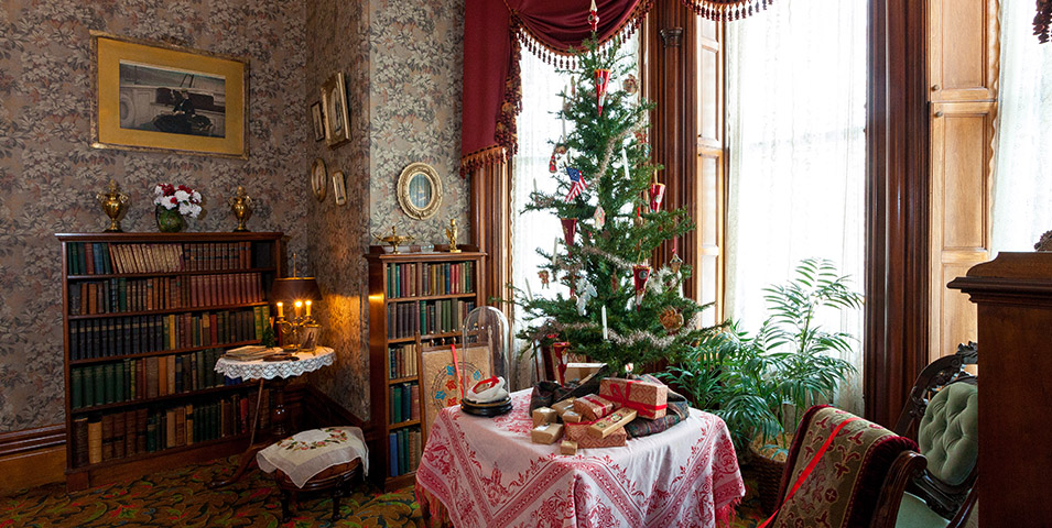 A Victorian Christmas at the Ramsey House