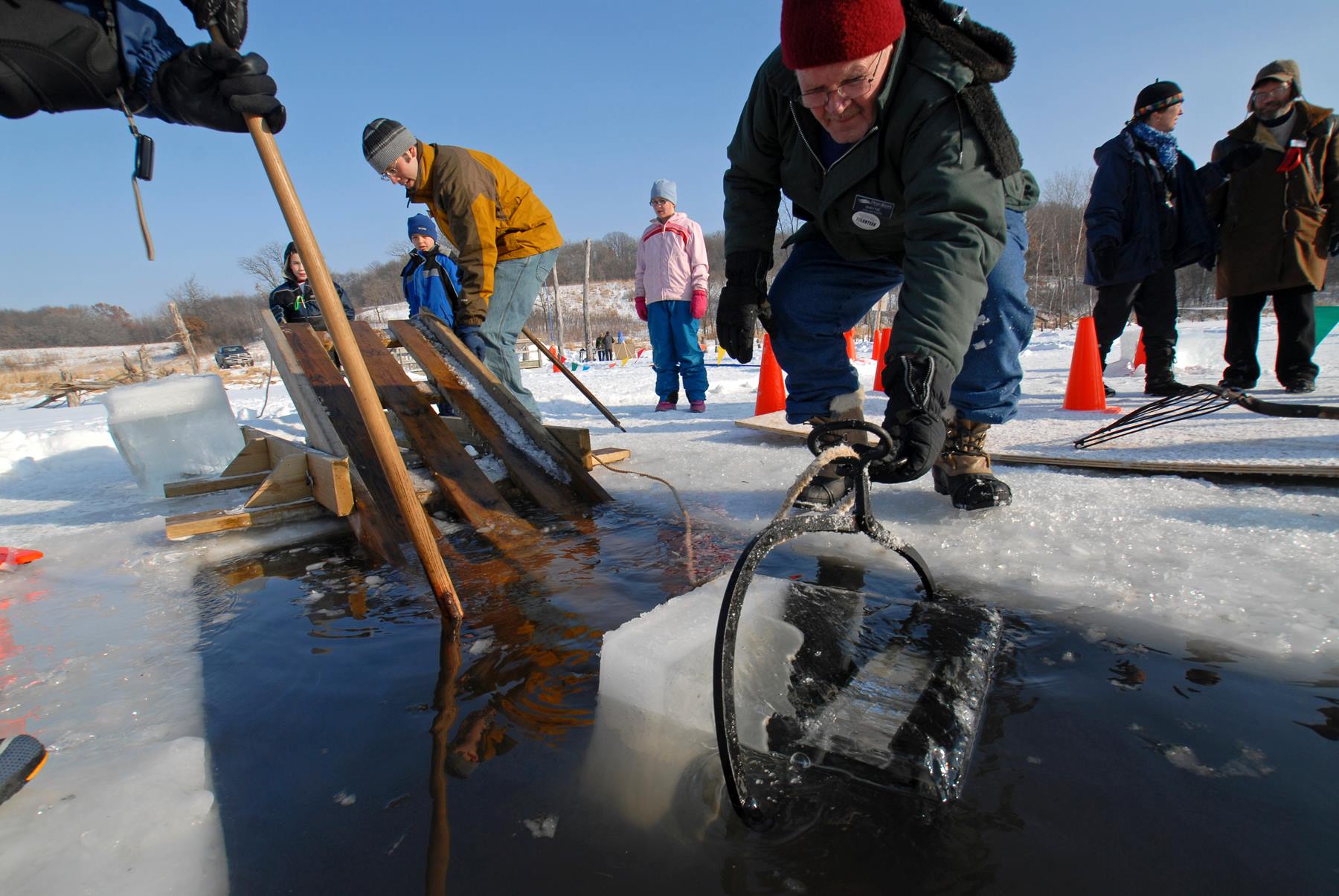 Ice Harvesting Day at Richardson Nature Center - Thrifty Minnesota