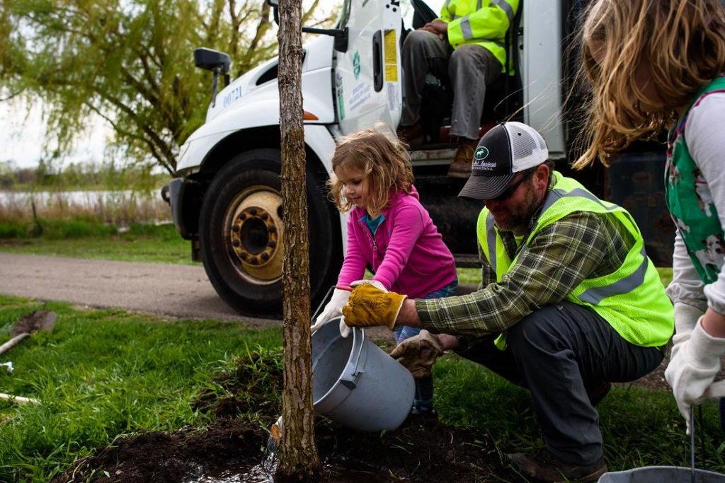 Minneapolis Arbor Day Celebration - Thrifty Minnesota