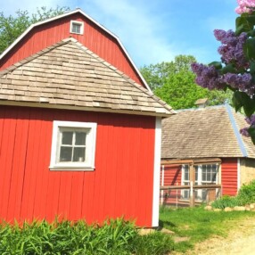 Holz Farm in Eagan