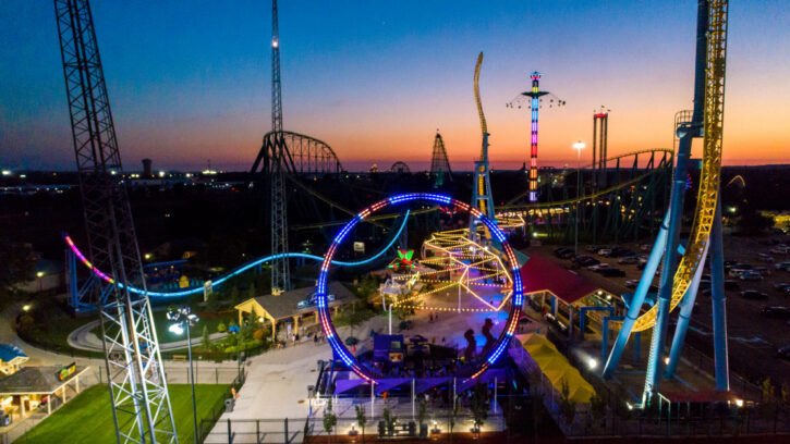 Valleyfair amusement park at night