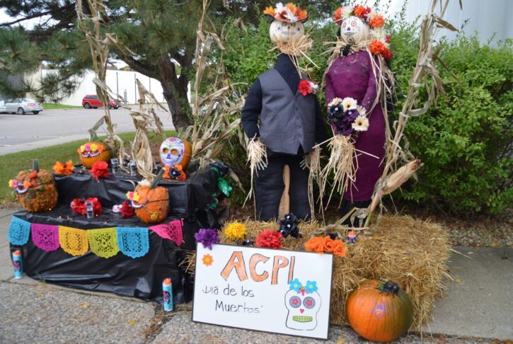 Waconia Scarecrow Tour display