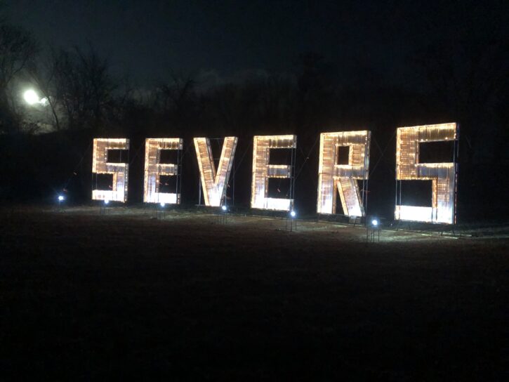 Light up Severs sign.