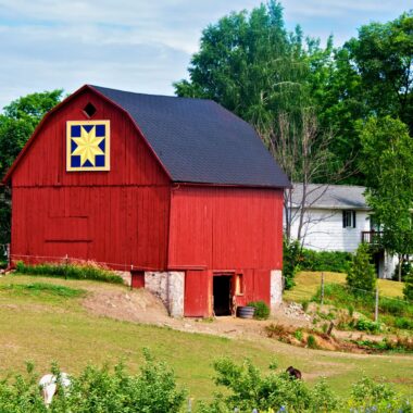 barn quilt star