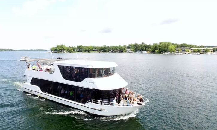 minnetonka boat cruise rental