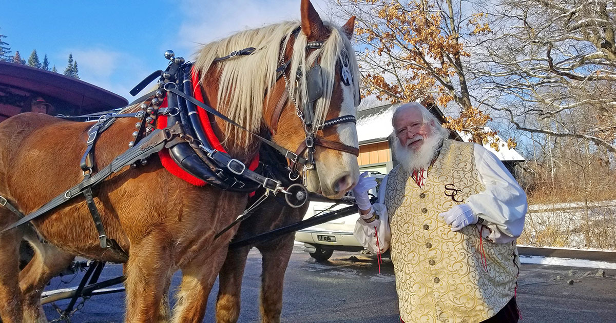 Santa and Horse at Oakdale Winter wonderland.