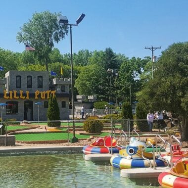 Lilli Putt Coon Rapids Bumper Boats.