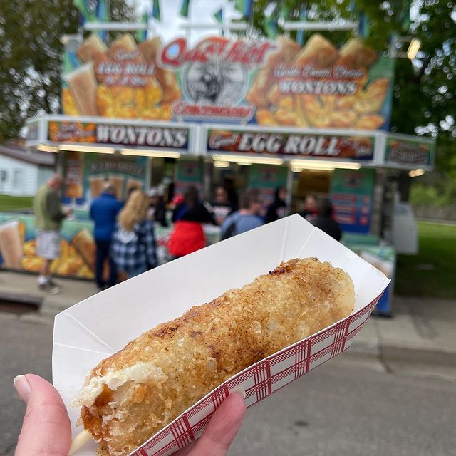 Que Viet Giant Egg Roll Food Truck