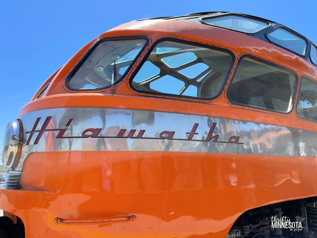 Hiawatha Skytop-Lounge Car