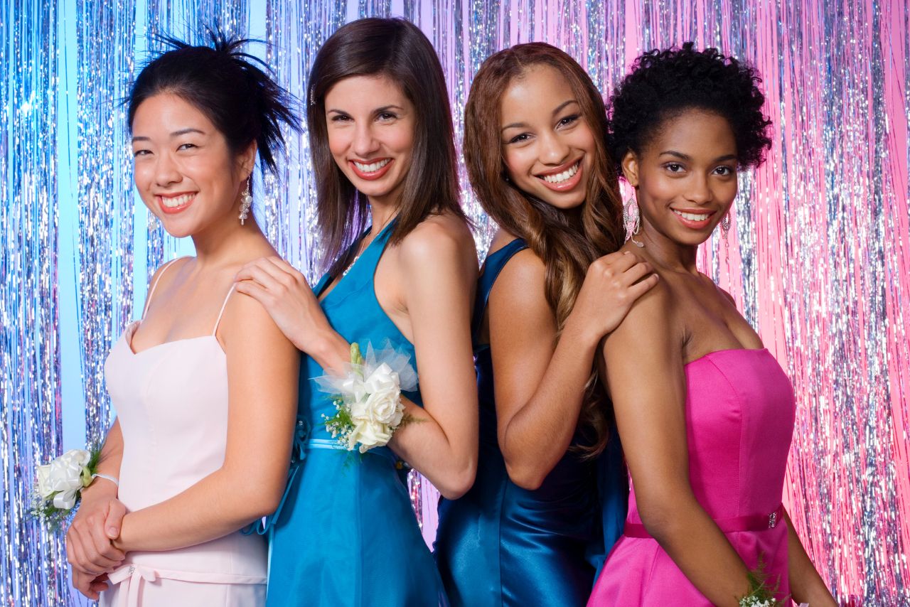 Teens in Prom Dresses
