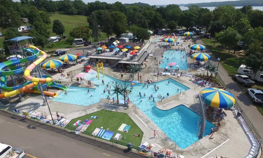 Kamp Dells Waterville.