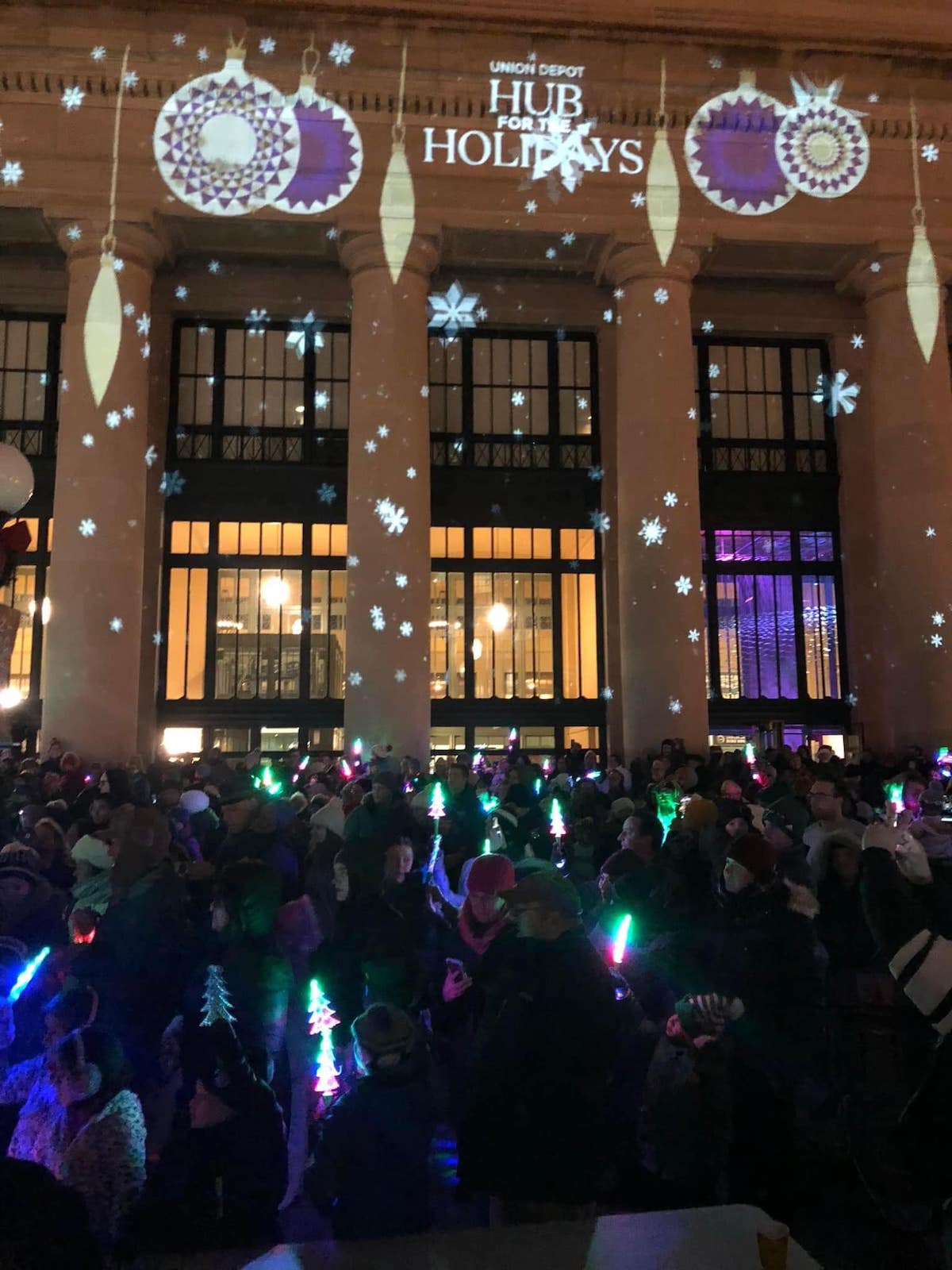 Union Depot Holiday Tree Lighting and Movie Night Thrifty Minnesota