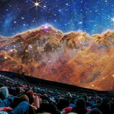 Deep Sky omnitheater show still image.