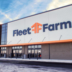Fleet Farm Store Front.