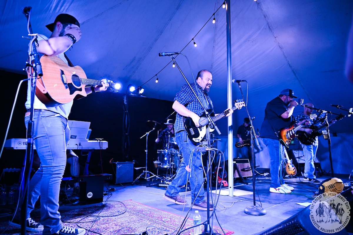 Defeat of Jesse James Days in Northfield Thrifty Minnesota