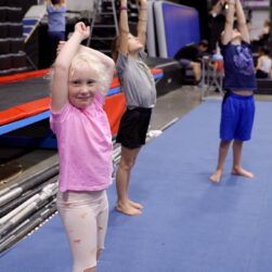 kids in circus juventas class.