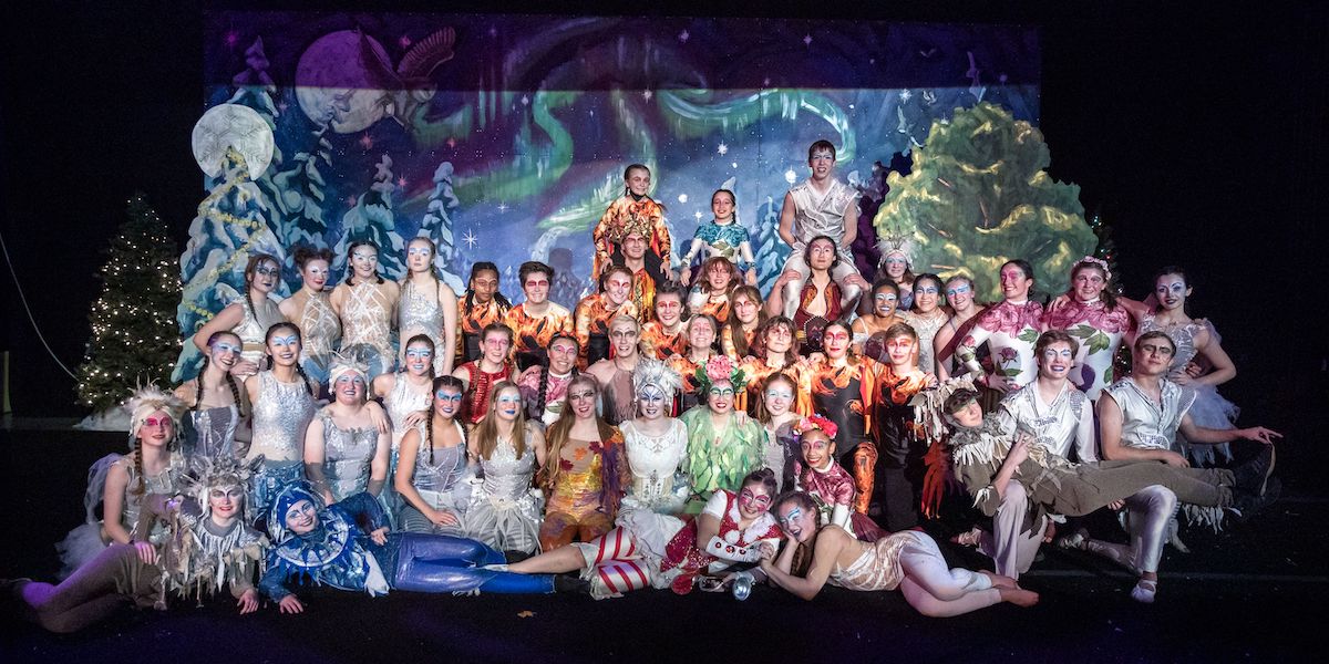 Solstice Circus Juventas Cast picture.