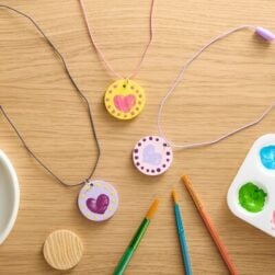 Michaels Thumbprint Kids Club craft.